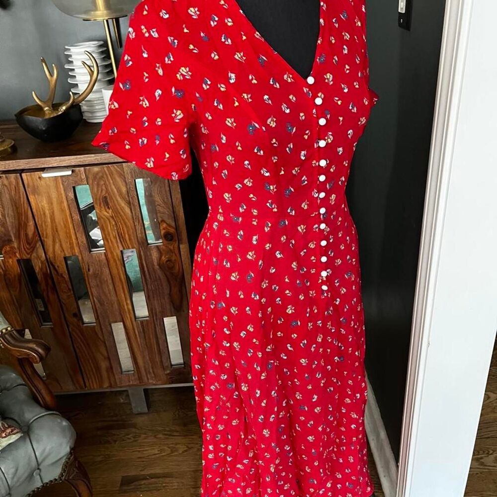 Ivy Y2K Women's Red Button front midi Floral Dress M